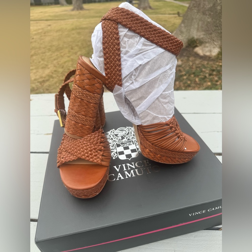 Vince Camuto Pessa Platform Sandals – New with Box - Picture 10 of 17